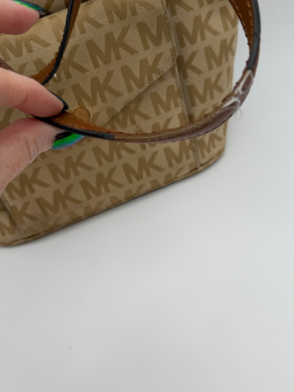 Michael Kors Beige/Tan MK Logo Tote with Front Pocket used condition!! - Picture 8 of 12